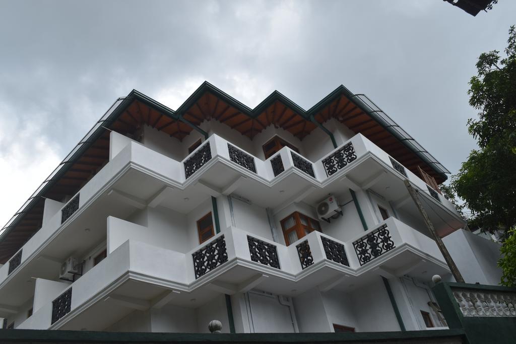 Vista Liyya Residence Kandy Exterior foto